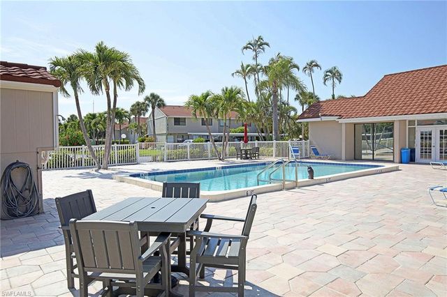 9627 Eaton Gardens LN 104, Fort Myers, FL 33919