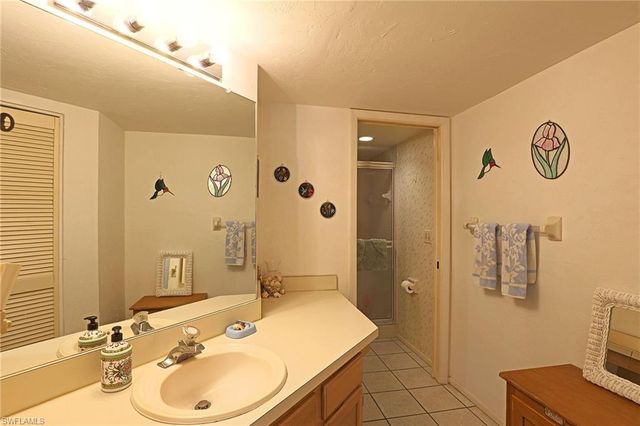 9627 Eaton Gardens LN 104, Fort Myers, FL 33919