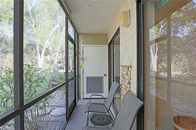 9627 Eaton Gardens LN 104, Fort Myers, FL 33919