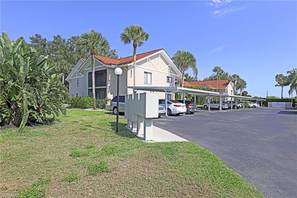 9627 Eaton Gardens LN 104, Fort Myers, FL 33919