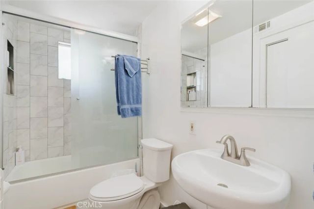 10616 Vanora Drive, Sunland, CA 91040