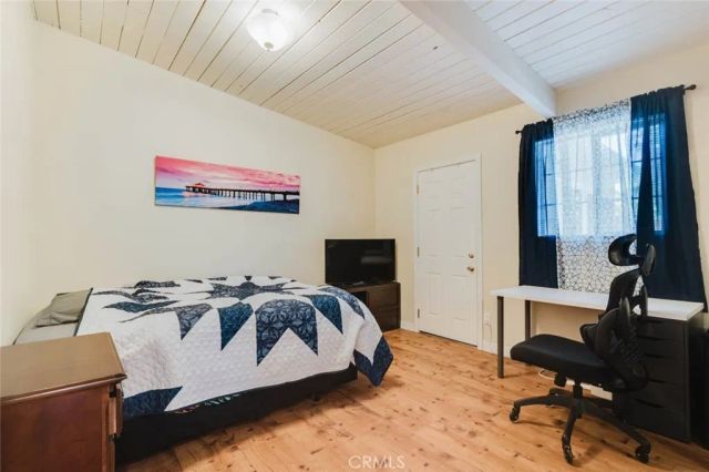 10616 Vanora Drive, Sunland, CA 91040