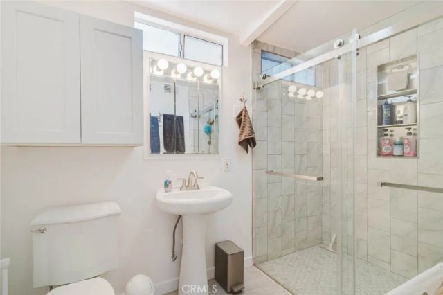 10616 Vanora Drive, Sunland, CA 91040