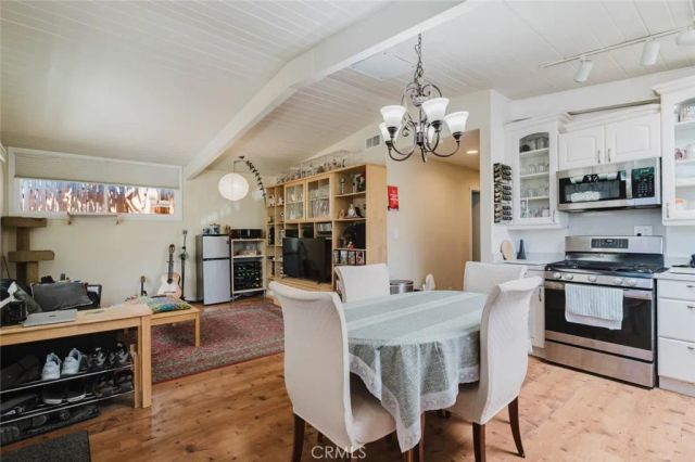 10616 Vanora Drive, Sunland, CA 91040