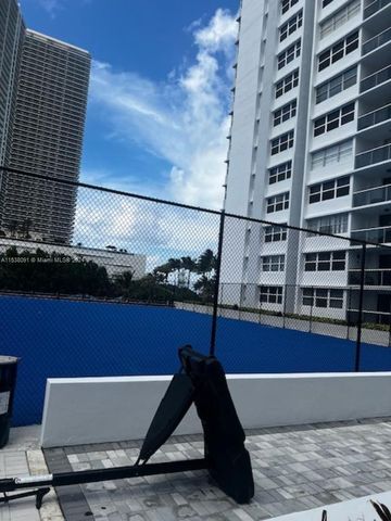 1904 S Ocean Dr 205, Hallandale Beach, FL 33009