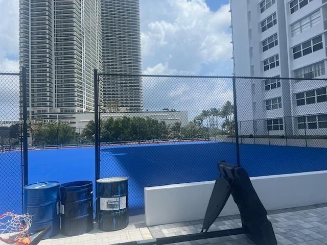 1904 S Ocean Dr 205, Hallandale Beach, FL 33009