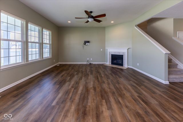 5208 Brighton Drive, Whitestown, IN 46075