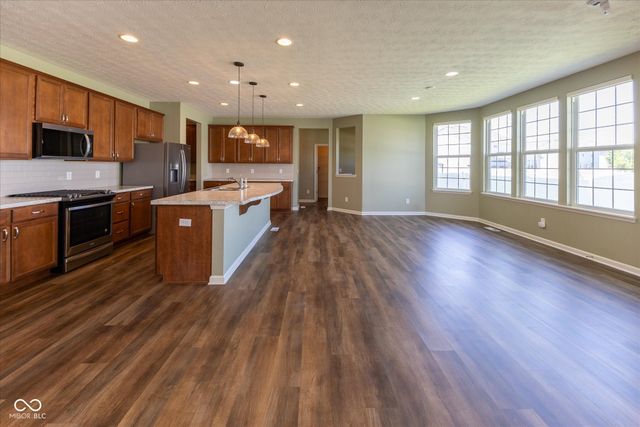 5208 Brighton Drive, Whitestown, IN 46075