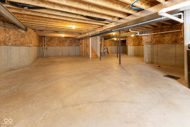 5208 Brighton Drive, Whitestown, IN 46075