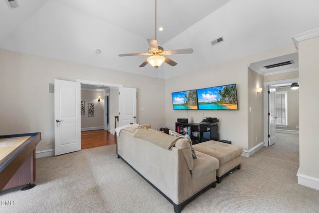 1300 Heritage Club Avenue, Wake Forest, NC 27587