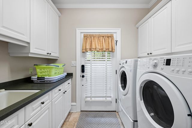 1300 Heritage Club Avenue, Wake Forest, NC 27587