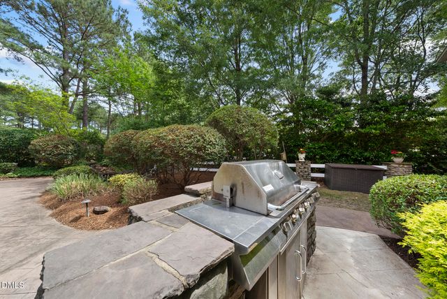 1300 Heritage Club Avenue, Wake Forest, NC 27587