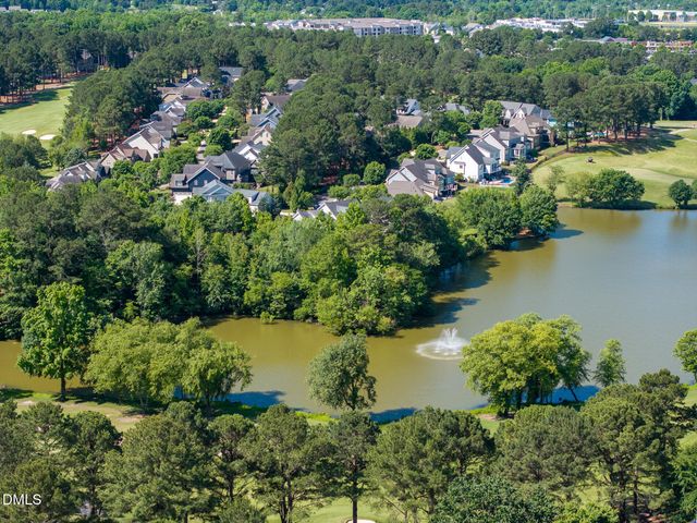 1300 Heritage Club Avenue, Wake Forest, NC 27587