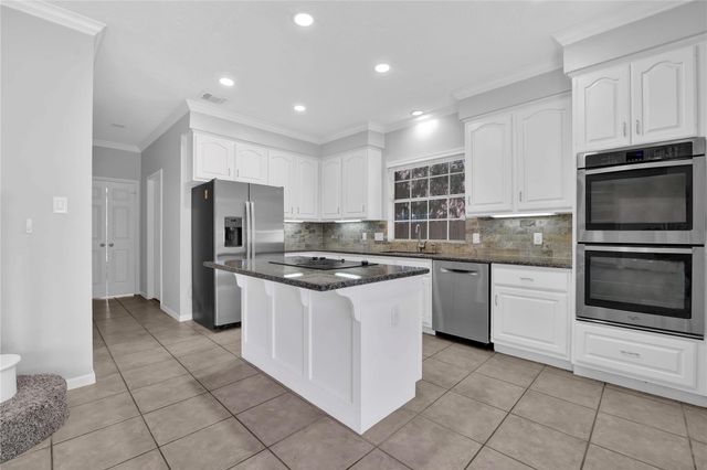 4422 Brook Shadow Drive, Kingwood, TX 77345