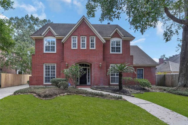 4422 Brook Shadow Drive, Kingwood, TX 77345