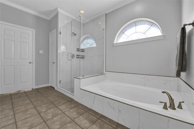 4422 Brook Shadow Drive, Kingwood, TX 77345