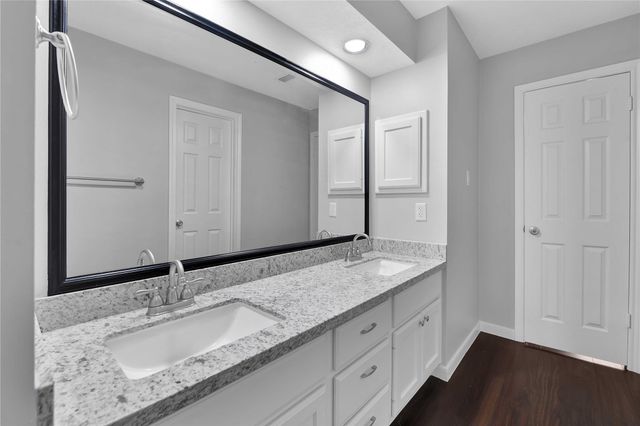 4422 Brook Shadow Drive, Kingwood, TX 77345