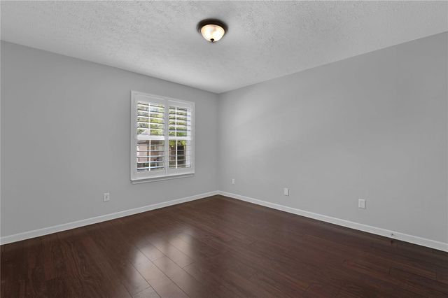 4422 Brook Shadow Drive, Kingwood, TX 77345