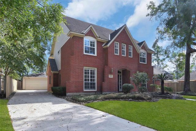 4422 Brook Shadow Drive, Kingwood, TX 77345