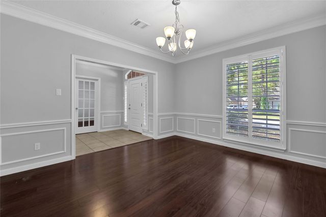 4422 Brook Shadow Drive, Kingwood, TX 77345