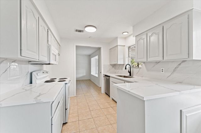 23122 Cimber Lane, Spring, TX 77373