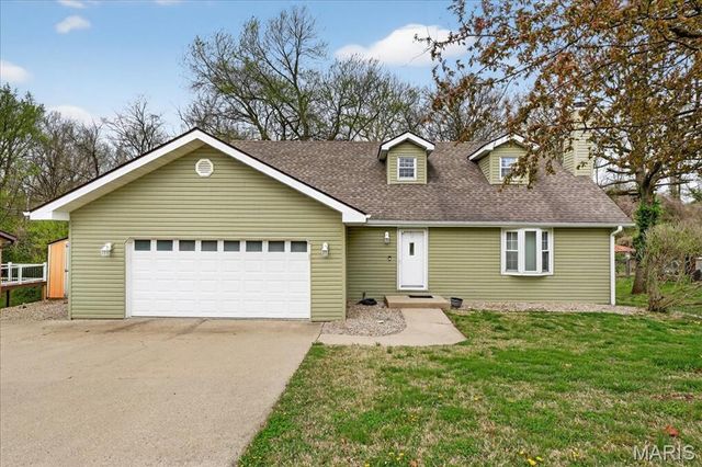 523 Western Avenue, Collinsville, IL 62234