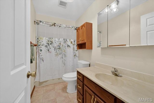 523 Western Avenue, Collinsville, IL 62234
