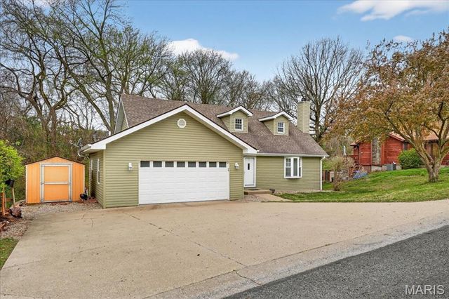523 Western Avenue, Collinsville, IL 62234