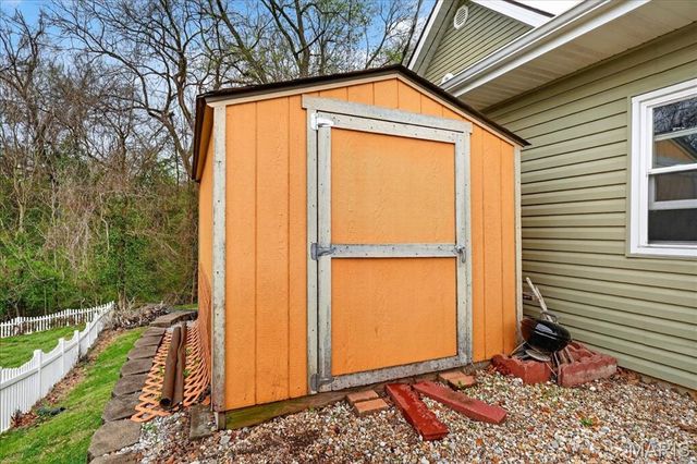 523 Western Avenue, Collinsville, IL 62234