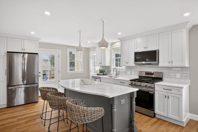 174 Barlows Landing Road, Pocasset, MA 02559