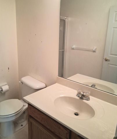 5320 Meadow Walk Lane, Green Twp, OH 45247