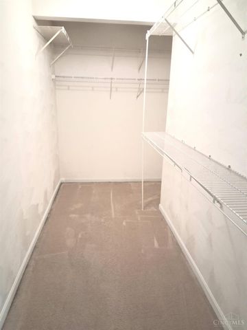 5320 Meadow Walk Lane, Green Twp, OH 45247