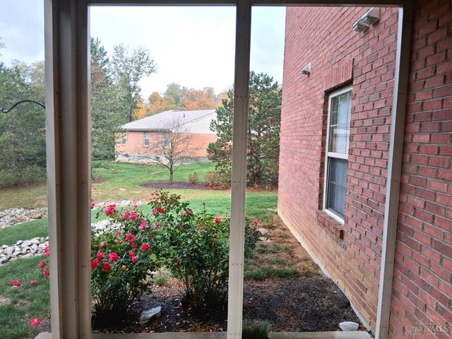 5320 Meadow Walk Lane, Green Twp, OH 45247