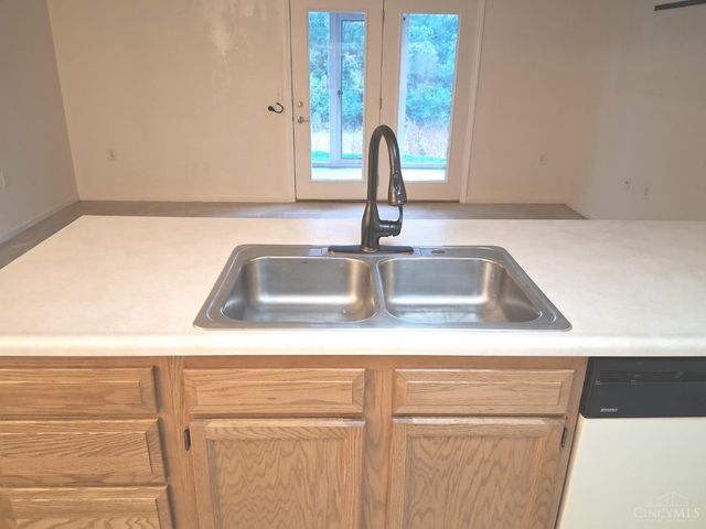 5320 Meadow Walk Lane, Green Twp, OH 45247