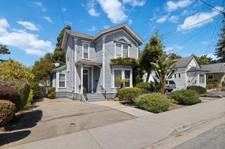 839 Riverside Avenue, Santa Cruz, CA 95060