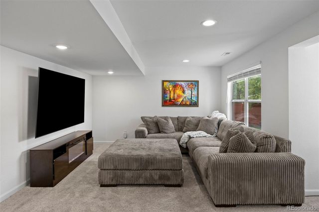 617 Huntington Place, Highlands Ranch, CO 80126