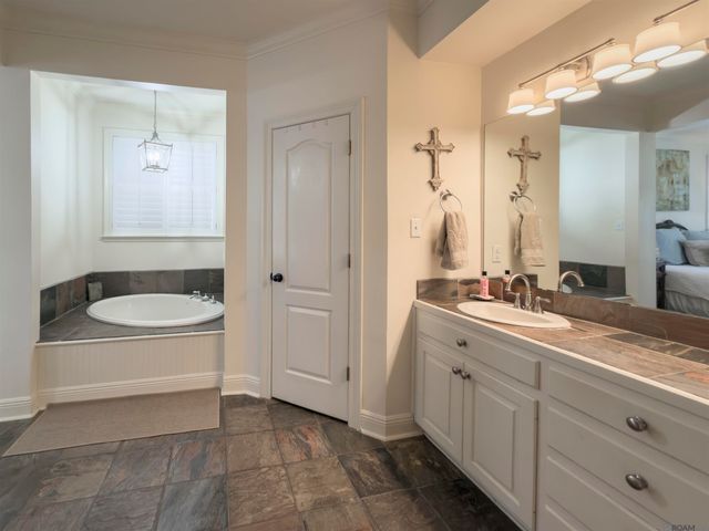 36463 N Swamp Rd, Prairieville, LA 70769