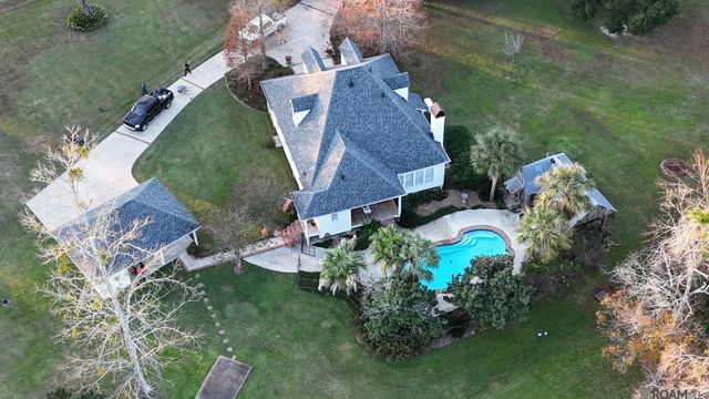 36463 N Swamp Rd, Prairieville, LA 70769