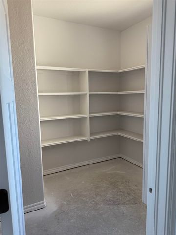 12838 Pinnacle Ln, Elgin, OK 73538