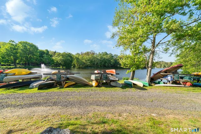 19 Clubhouse Drive 19, Woodbury, CT 06798
