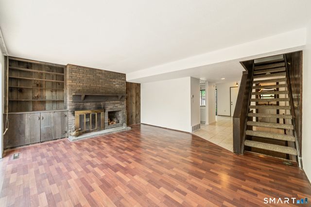 19 Clubhouse Drive 19, Woodbury, CT 06798