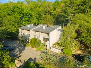 19 Clubhouse Drive 19, Woodbury, CT 06798
