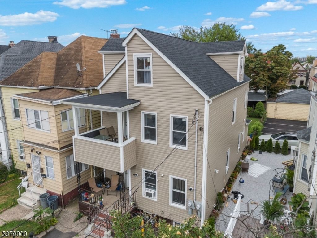 175 Harrison St, Passaic City, NJ 07055