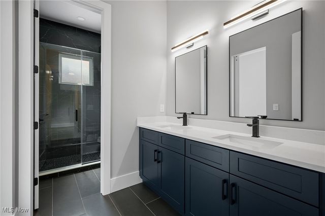 2069 Mattingly Road, Hinckley, OH 44233