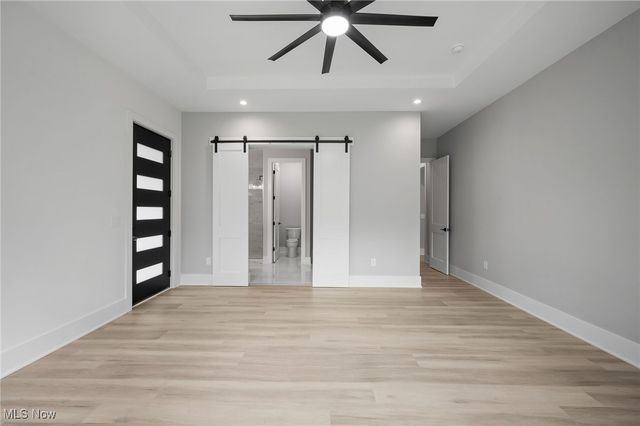 2069 Mattingly Road, Hinckley, OH 44233