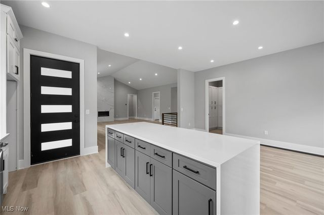 2069 Mattingly Road, Hinckley, OH 44233