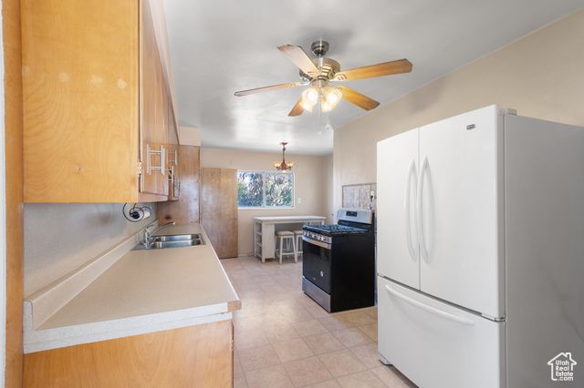 264 W INTERNATIONAL AVE, Tooele, UT 84074