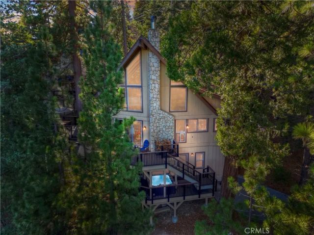 26621 Thunderbird Drive, Lake Arrowhead, CA 92352