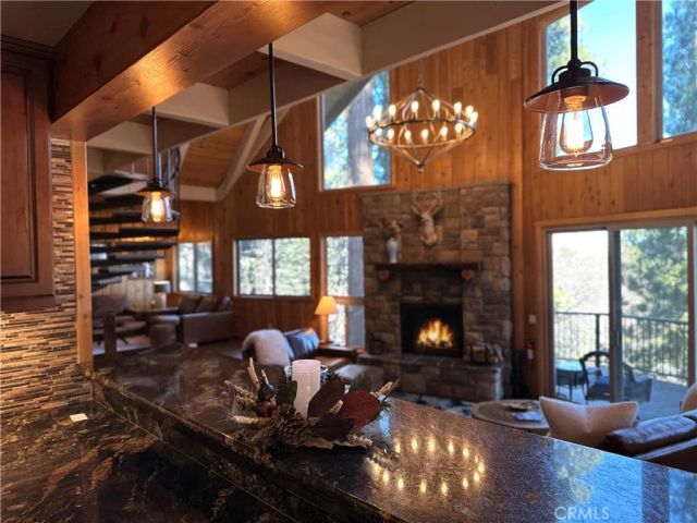 26621 Thunderbird Drive, Lake Arrowhead, CA 92352