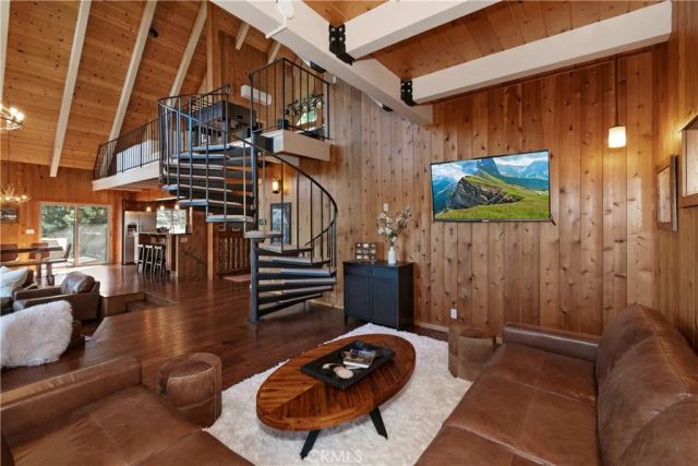 26621 Thunderbird Drive, Lake Arrowhead, CA 92352